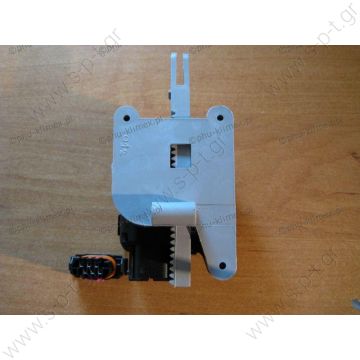 HISPACOLD 4230444  ΜΟΤΕΡ ΚΛΑΠΕΤΩΝ   HISP4230444 Hispacold Flap Motor, Bosch (0 132 801 143)    _ Article features	  Ref.: 4230444   Application: Control of the air flap (external-internal circulation) in air conditioners HISPACOLD, SCANIA IRIZAR  - 